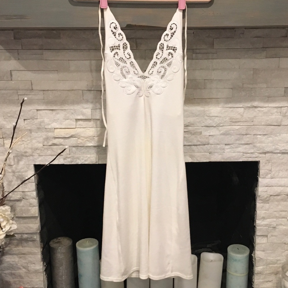 VS MODA INT’L EMBROIDERED BRA TOP DRESS SIZE MED